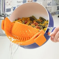 Durkslag I Silikon För Kastrull